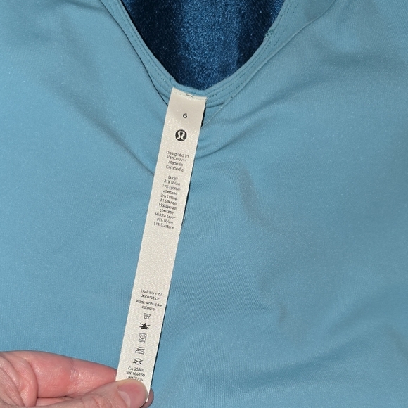Lululemon Athletica Teal Align Top Sz 6 - Picture 2 of 7